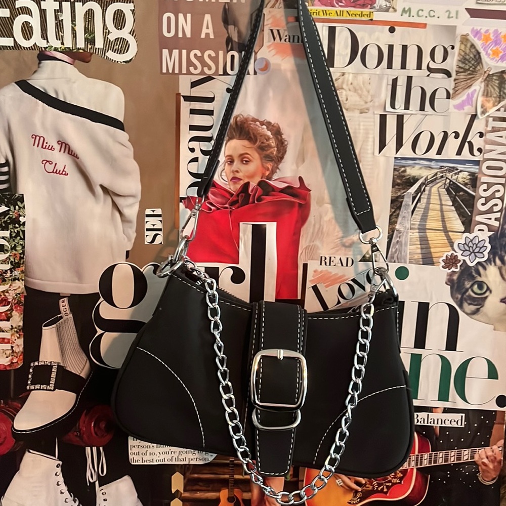 Small Black Purse with Removable Chain